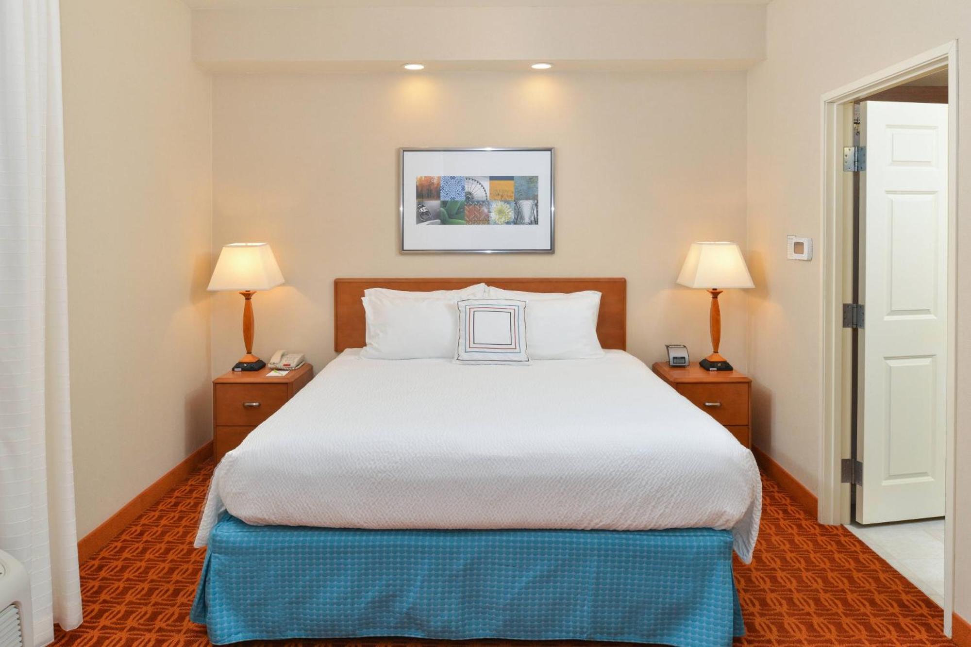 Fairfield Inn And Suites By Marriott Elk Grove Exteriör bild
