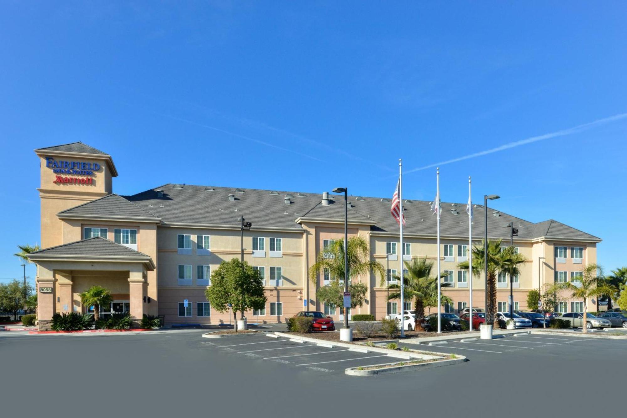 Fairfield Inn And Suites By Marriott Elk Grove Exteriör bild