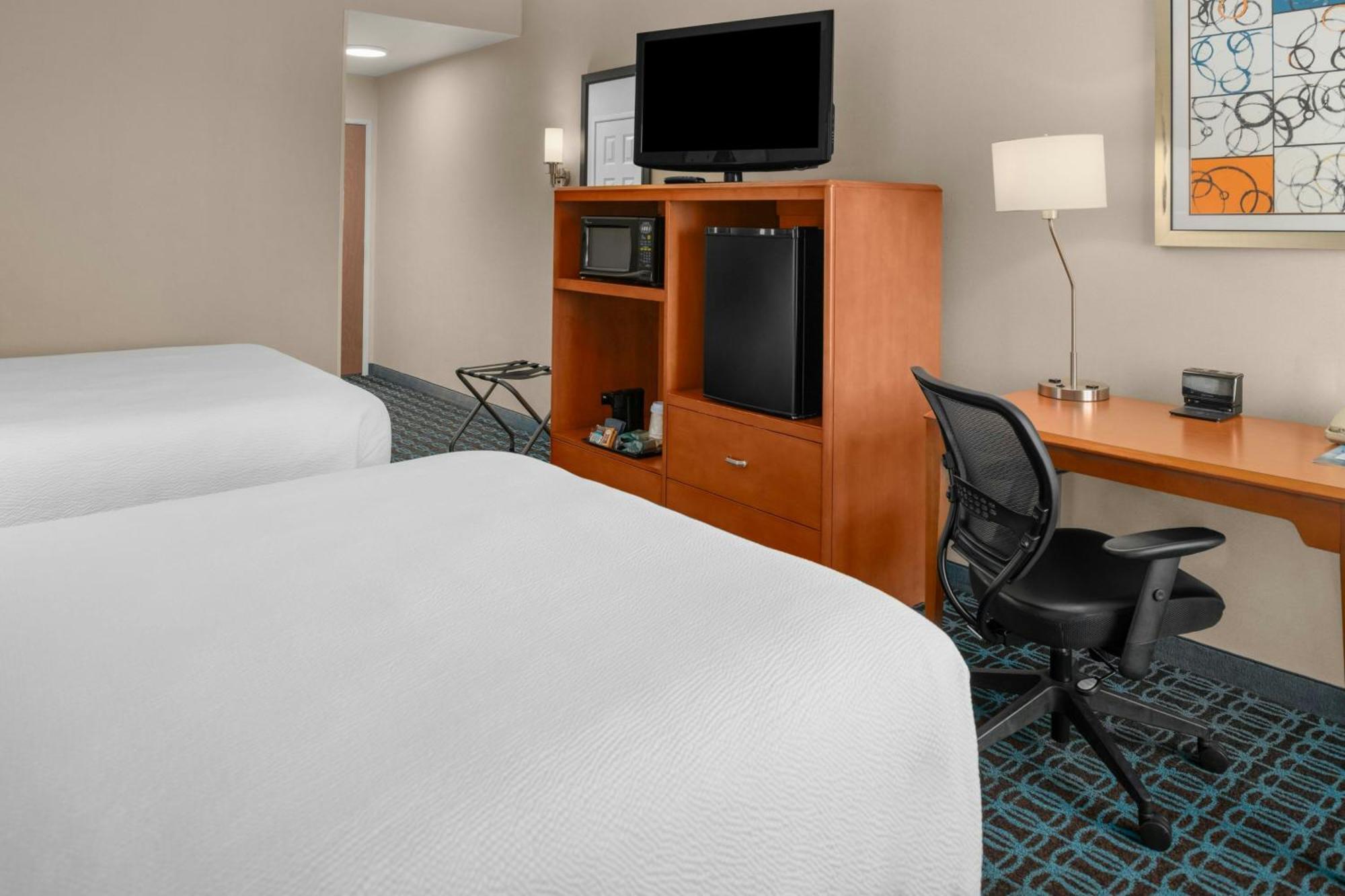 Fairfield Inn And Suites By Marriott Elk Grove Exteriör bild