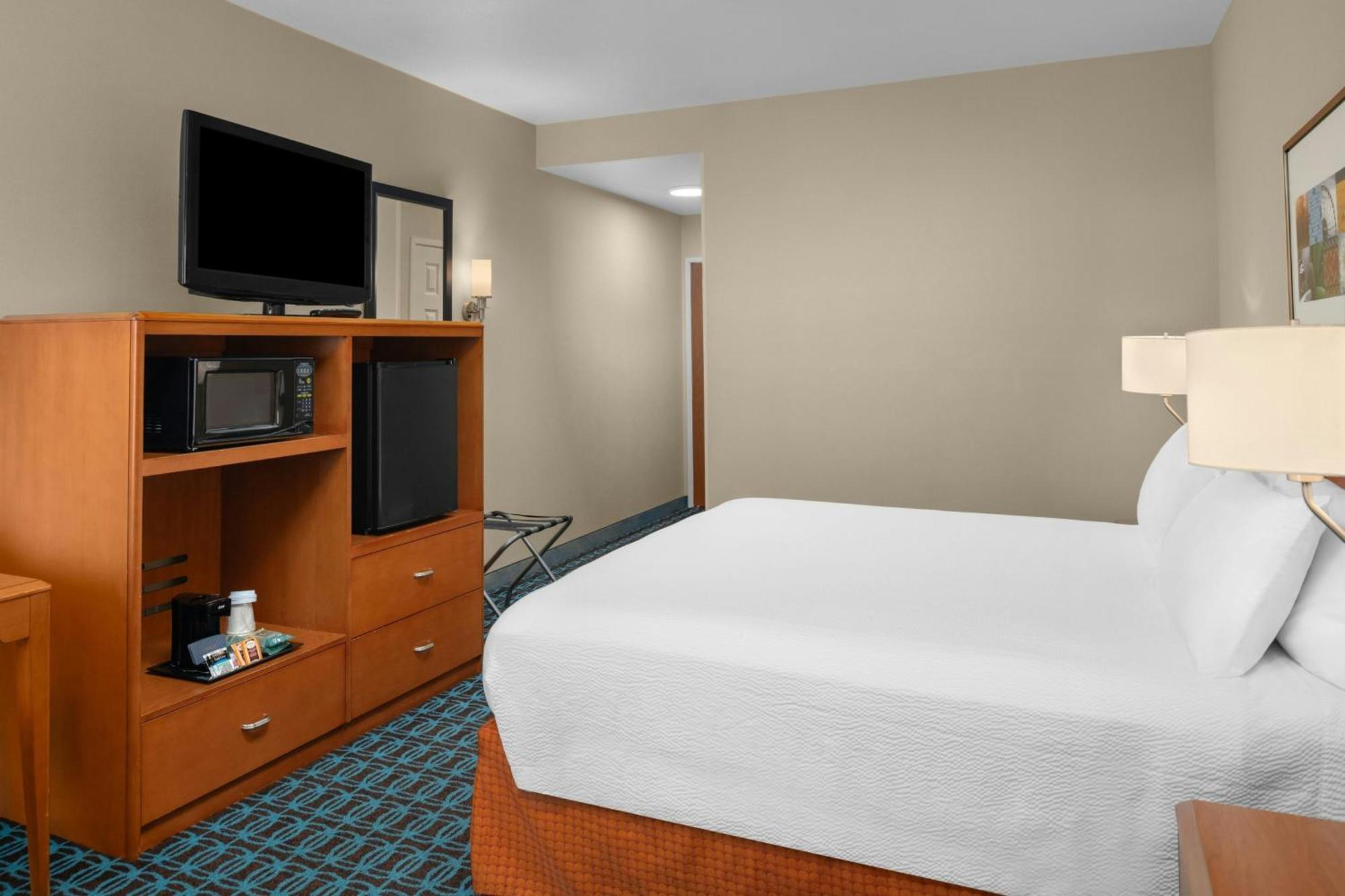 Fairfield Inn And Suites By Marriott Elk Grove Exteriör bild