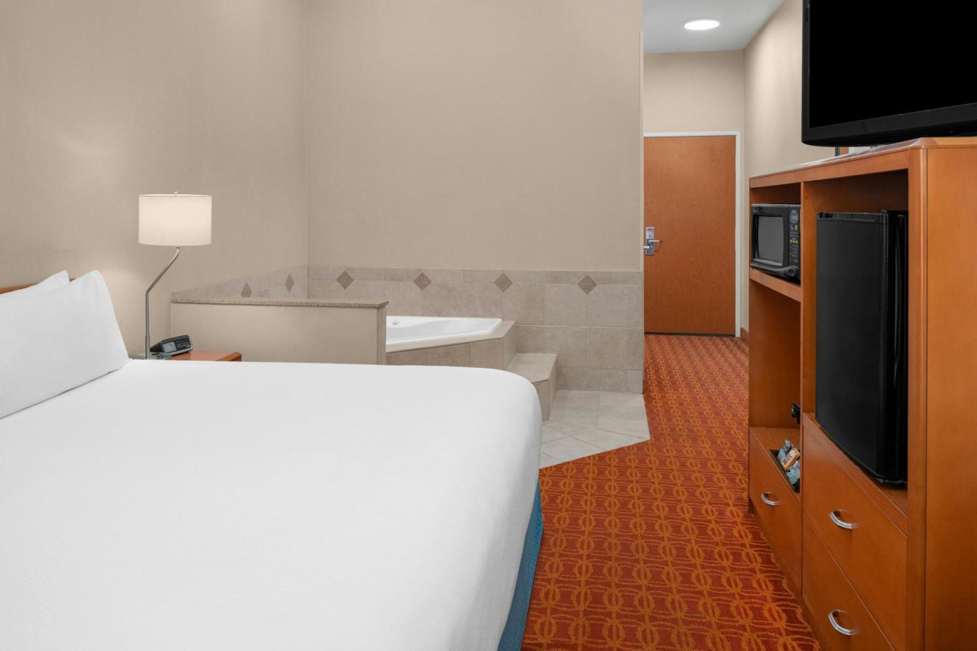 Fairfield Inn And Suites By Marriott Elk Grove Exteriör bild