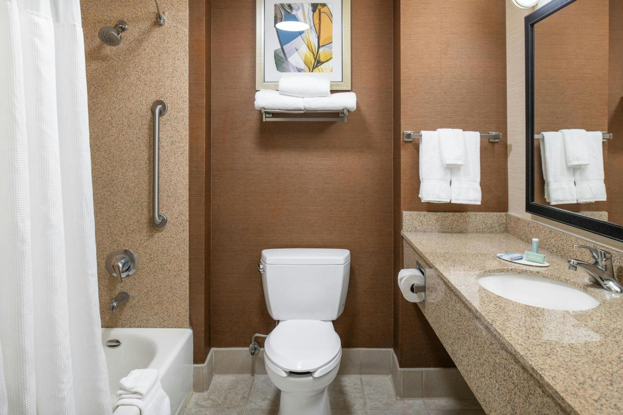 Fairfield Inn And Suites By Marriott Elk Grove Exteriör bild