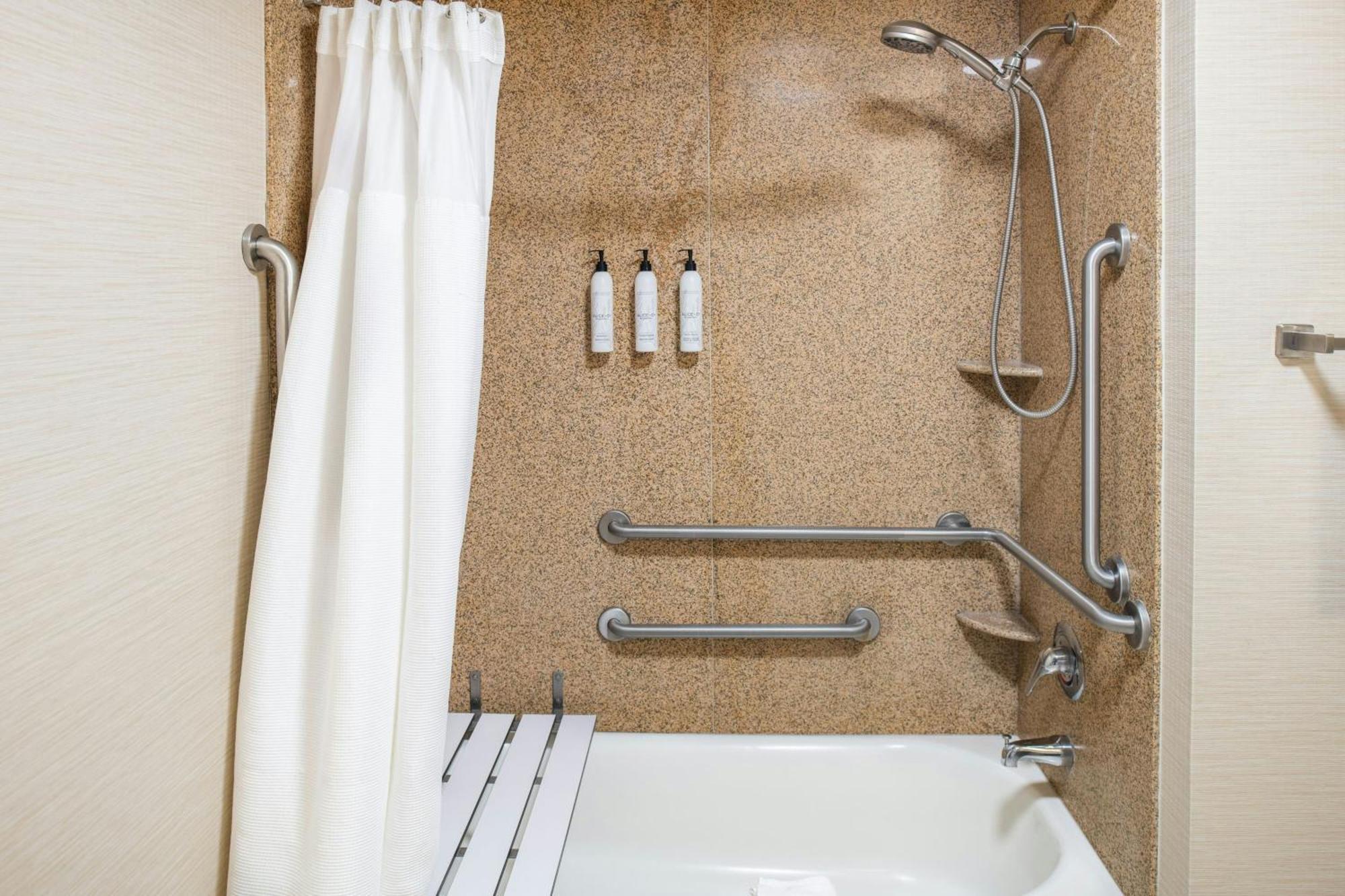 Fairfield Inn And Suites By Marriott Elk Grove Exteriör bild