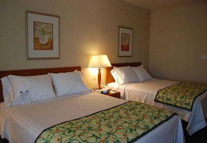 Fairfield Inn And Suites By Marriott Elk Grove Exteriör bild