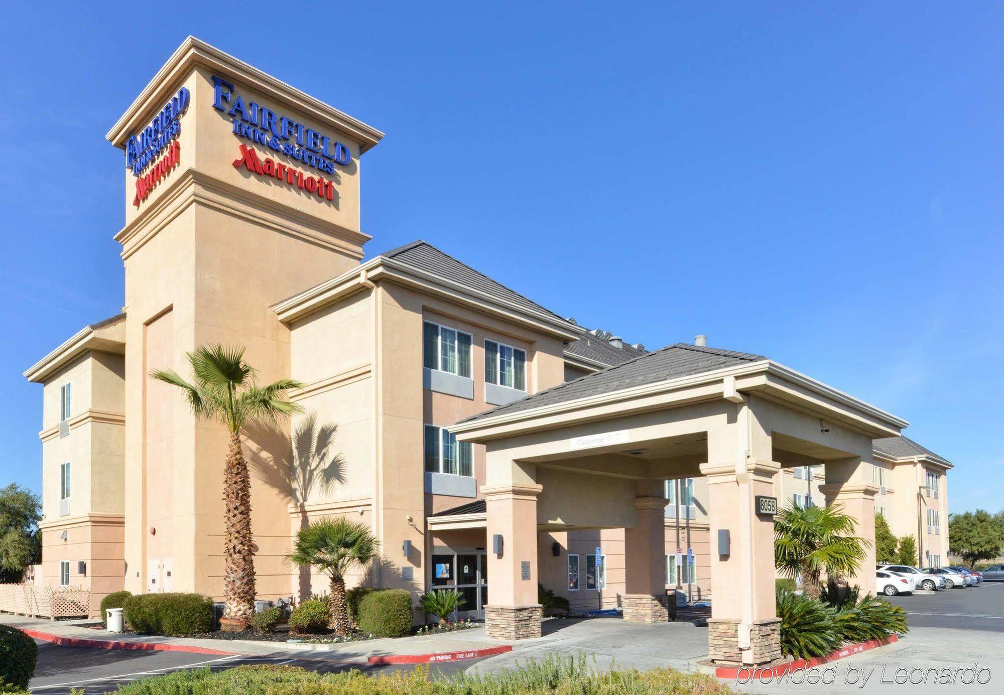 Fairfield Inn And Suites By Marriott Elk Grove Exteriör bild